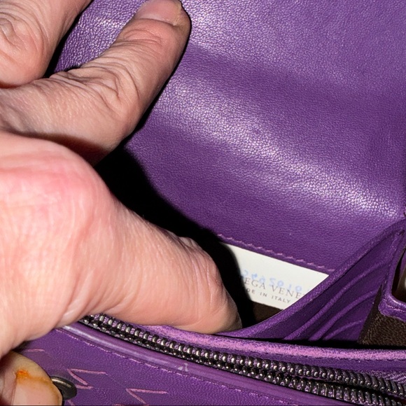 Authentic Bottega long purple wallet - Picture 2 of 5